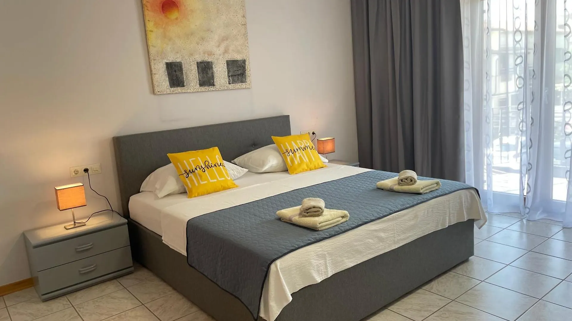 Fabris Apartments With Pool And Top Location Near Sea Novigrad Istria Kroatien